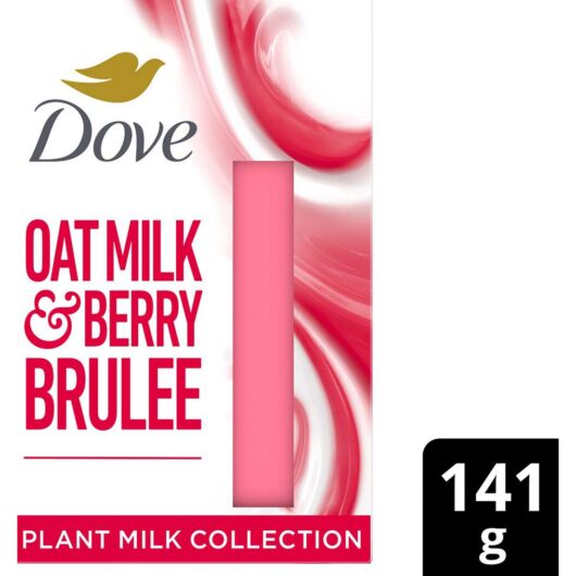 Dove Oat Milk And Berry Brulee Soap Bar 1X 141g