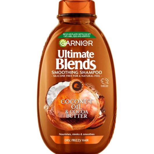 Garnier Ultimate Blends Coconut Oil & Cocoa Butter Smoothing And Nourishing Shampoo For Frizzy Curly Hair 400ml
