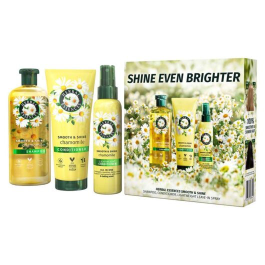 Herbal Essences Smooth & Shine Chamomile Giftset: Shampoo, Conditioner, Leave-In Spray Br/>