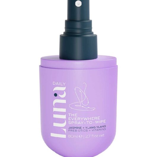 LUNA DAILY The Everywhere Spray-To-Wipe Ph-Balancing Body Cleansing Spray 80ml